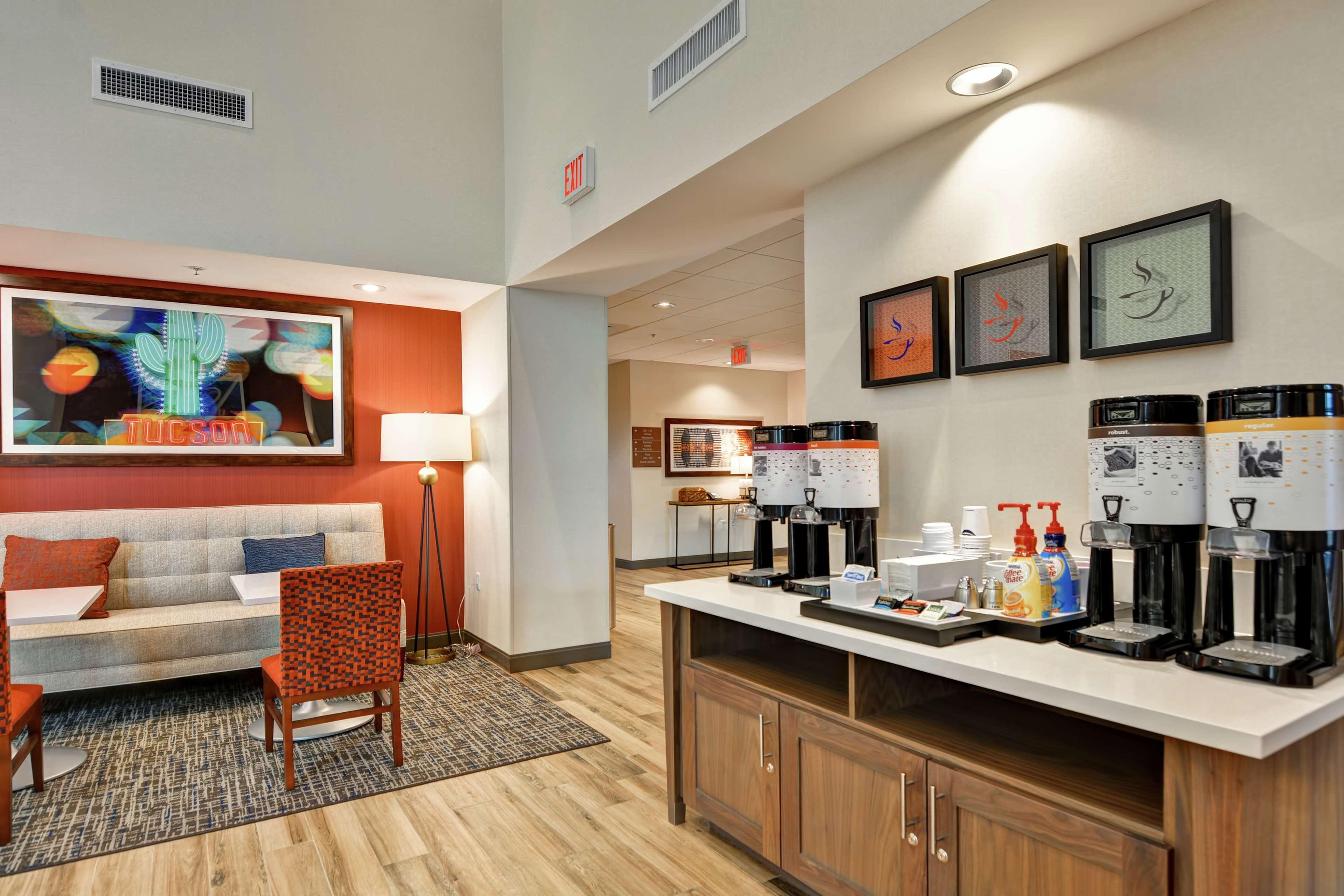 Hampton Inn & Suites Tucson Марана Экстерьер фото